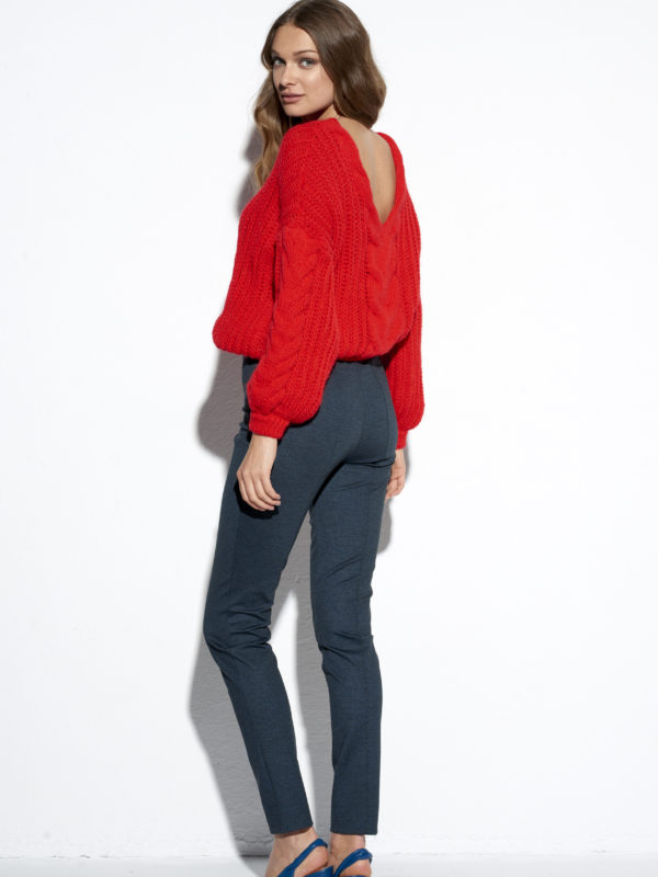 Czerwony sweter Korsyka