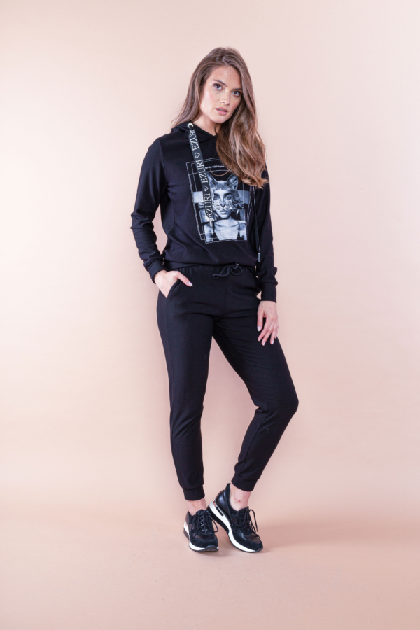 czarna bluza
