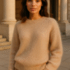 jasnobeżowy sweter z moheru, beżowy sweter damski EZURI, sweter z kid moheru, moherowy sweter beżowy
