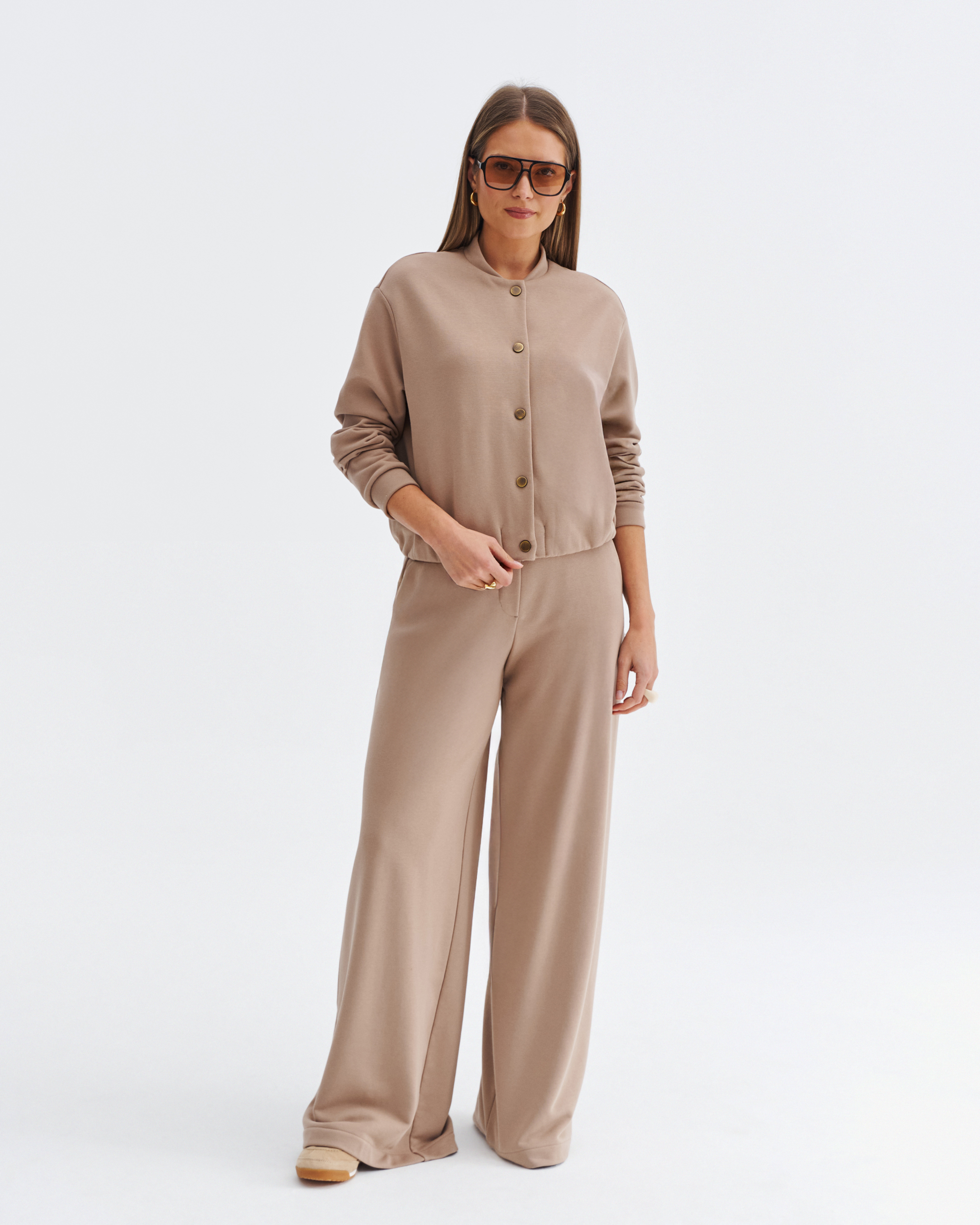 Brązowa bomberka dresowa damska w kolorze kakaowym