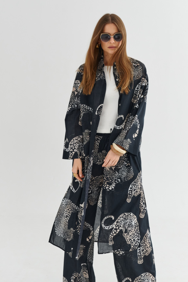 Długa koszula damska 100% bawełna w ciemny zwierzęcy print